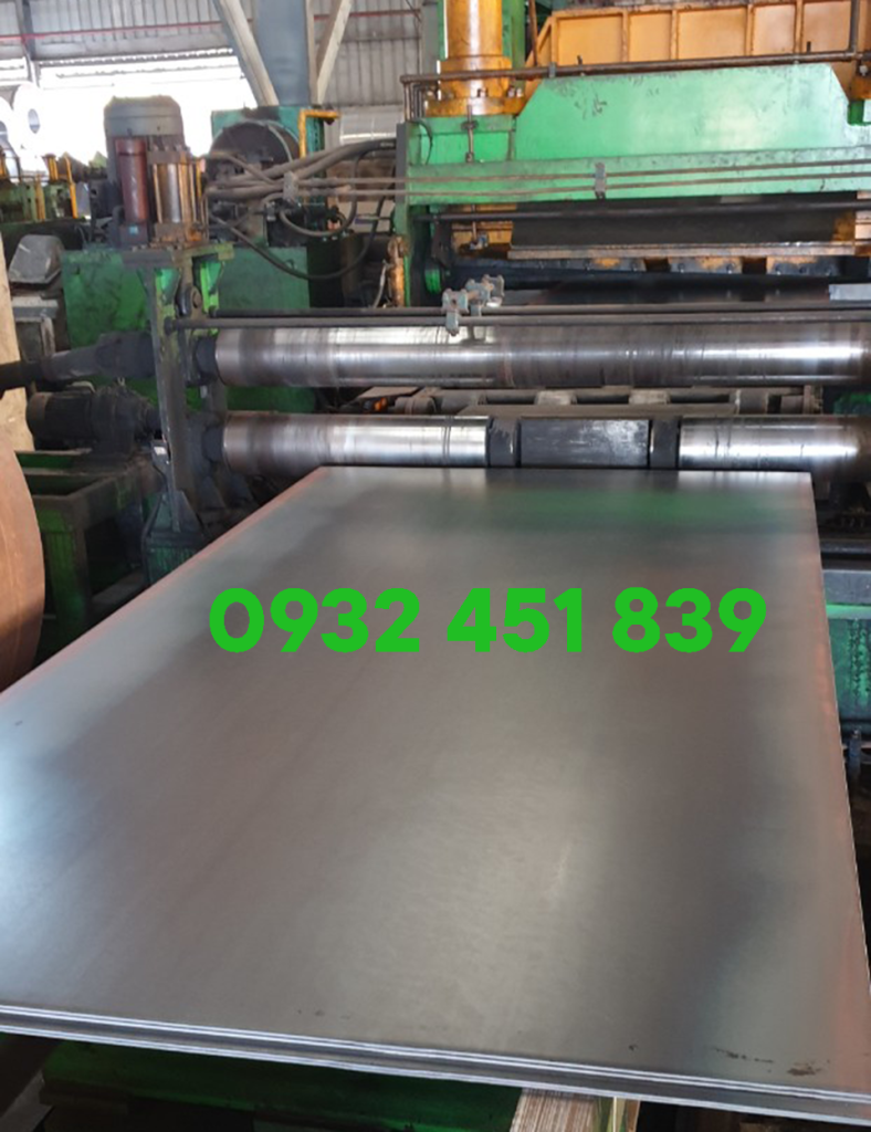 Giá thép tấm ss400 như thế nào trong năm 2025 ?. 3 Giá thép tấm ss400 hàng cuộn